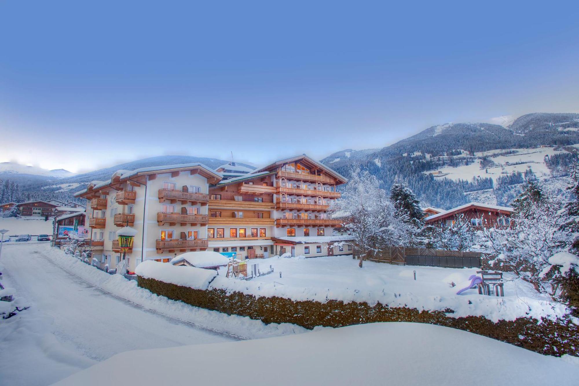 Hotel Steiger Neukirchen am Großvenediger Esterno foto